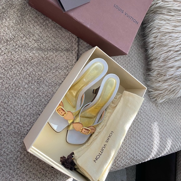 Vintage Louis Vuitton Heels - Picture 3 of 7